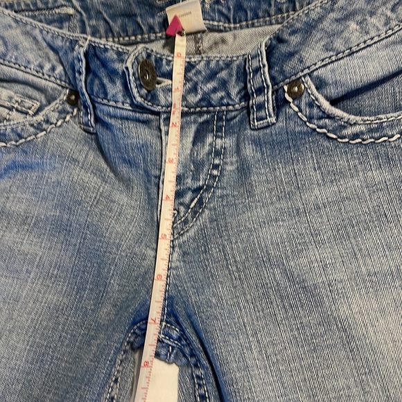 Silver Jeans - Picture 3 of 3